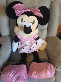 Authentic Disney Minnie Mouse Jumbo Plush