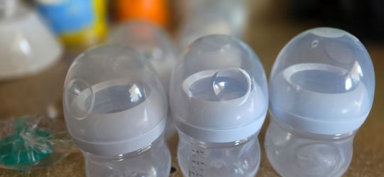 Botellas de bebe pequeñas