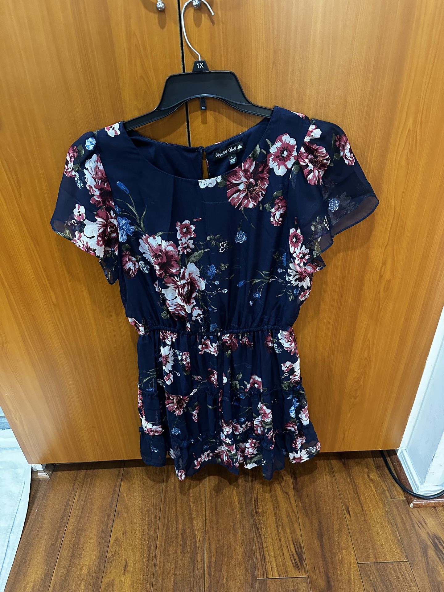 Women’s Dress $20