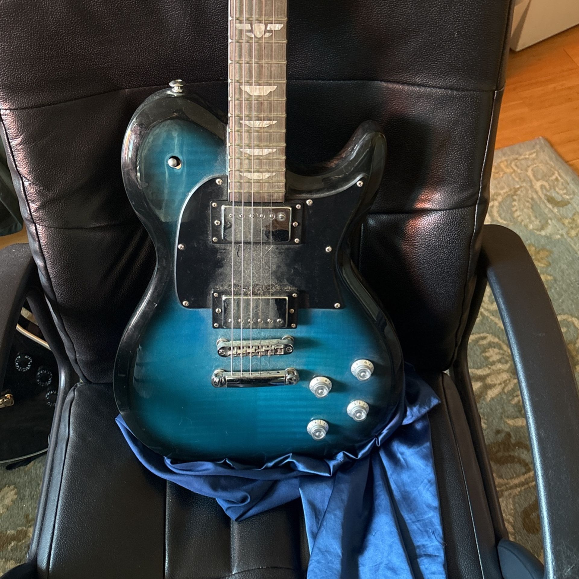Keith Urban 6 String Guitar