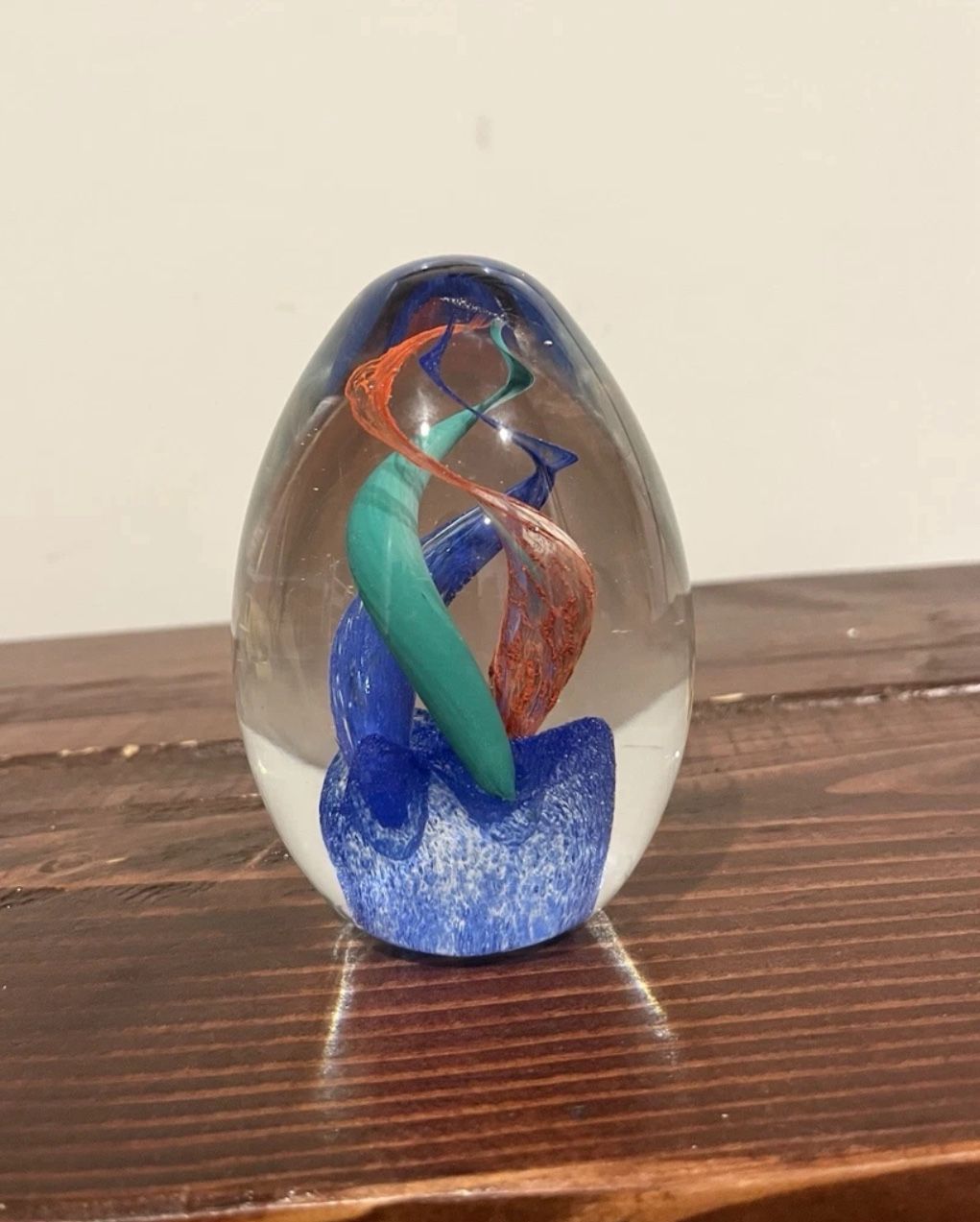 Vintage Retro Art Glass Egg Shape Swirl Spiral Red Blue Green Paperweight