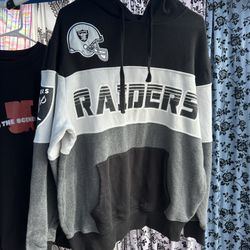 Raiders Men Sweater Size XL Great Condition $20