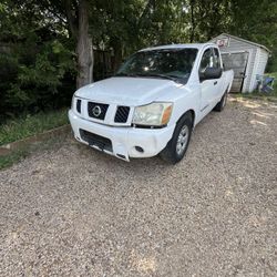Nissan Titan