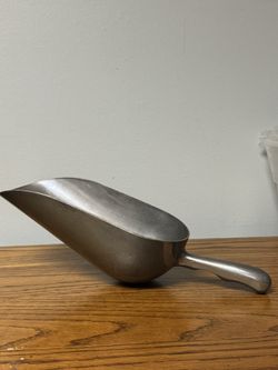 Ice Scoop - Aluminum 58oz