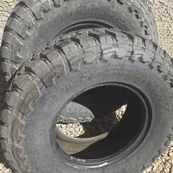 Tires Toyo LT 265/75 R16