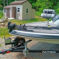 2014 Nitro Z6 Bass Boat