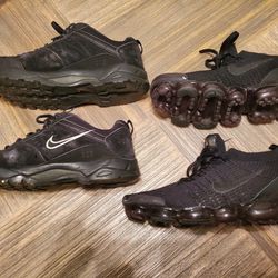 2 Pairs Men's Size 10.5-11 Nike Shoes / Sneakers