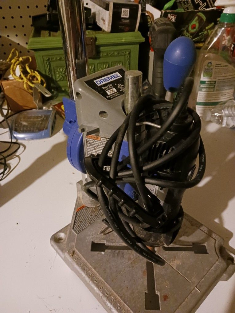 Dremel And Workstation Model 220