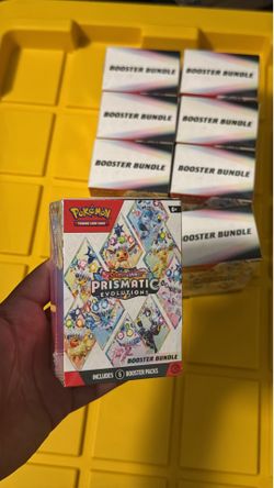 Pokemon Prismatic Evolutions Bundle