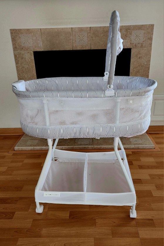 Delta Children Bassinet, White/Grey