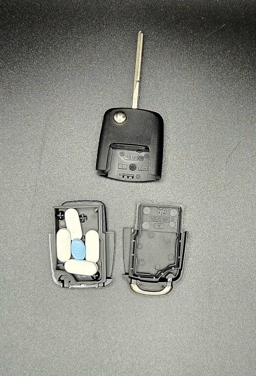 Hidden Stash Keyfob Flip-Out Car Key with Hidden Storage Compartment store Medication, Valuables & more