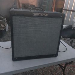 Fender De Ville Amp