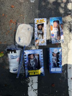 2026 dodgers Miguel Rojas, Teoscar Bobblehead Hello Kitty waistbag, Dave Roberts Ohtani Cup, &  Alex Vesia trade