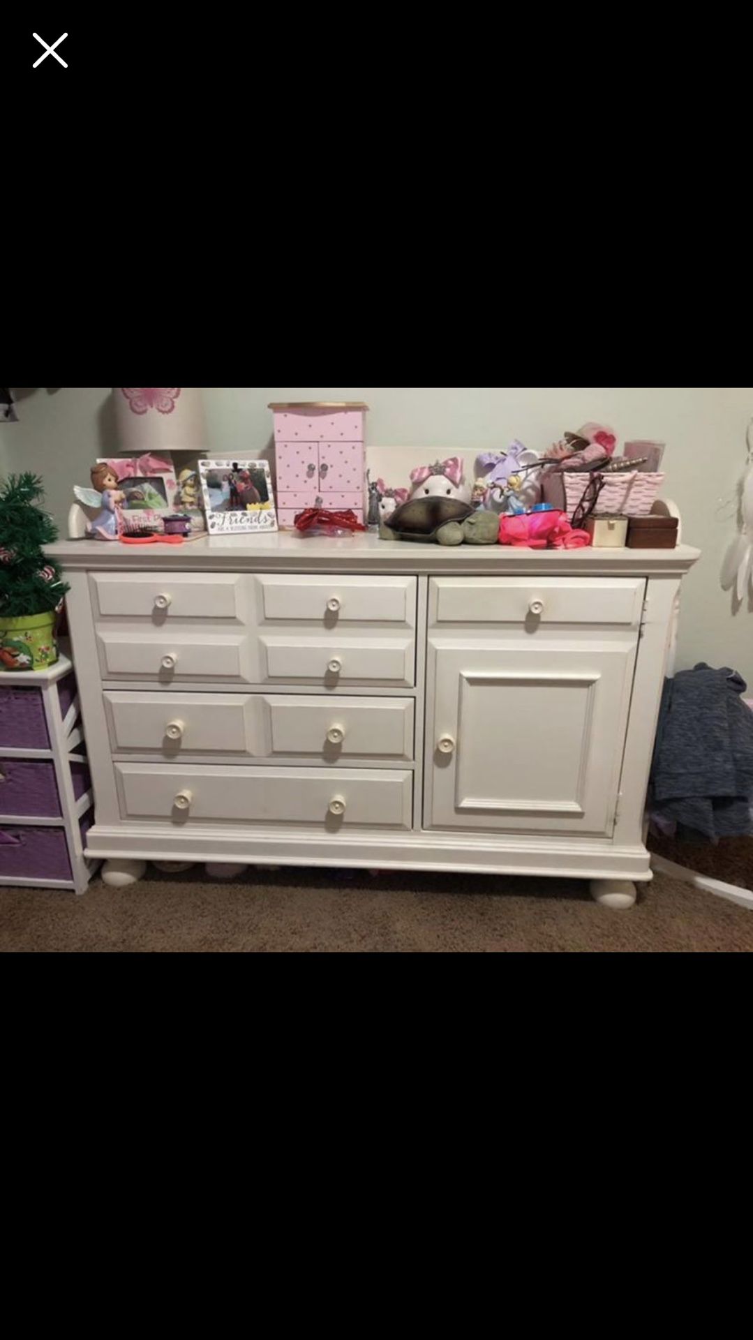 Bellini dresser/ changing table