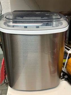 Ice maker