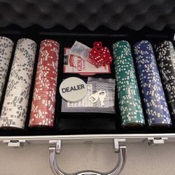 Poker Set - 300 Pieces In Metal Case 