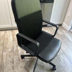 Computer chair