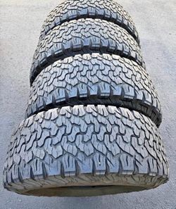 315-70/17 Bfgoodich Ko2 set de tires con 70% de vida las 4
