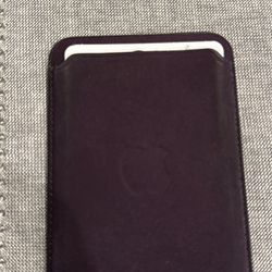 New - Apple Wallet MagSafe- Purple 