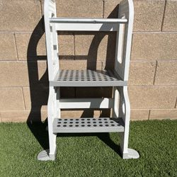 CORE PACIFIC Kitchen Buddy 2-in-1 Stool, safe up to 100 lbs