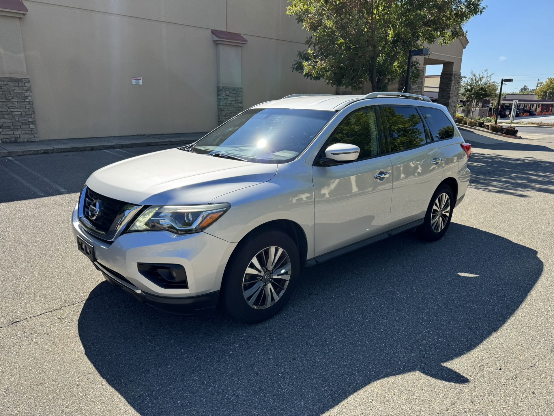 2017 Nissan Pathfinder