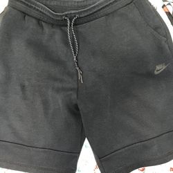 Nike Tech Fleece Shorts Szse Size X-Large 