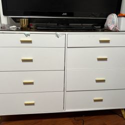 Dresser Whit Glastop