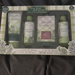 Bath Set Floral Scent