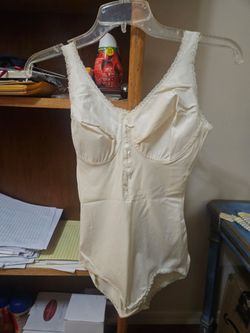 Vanity Fair Beige Body Briefer Size 34C Vintage