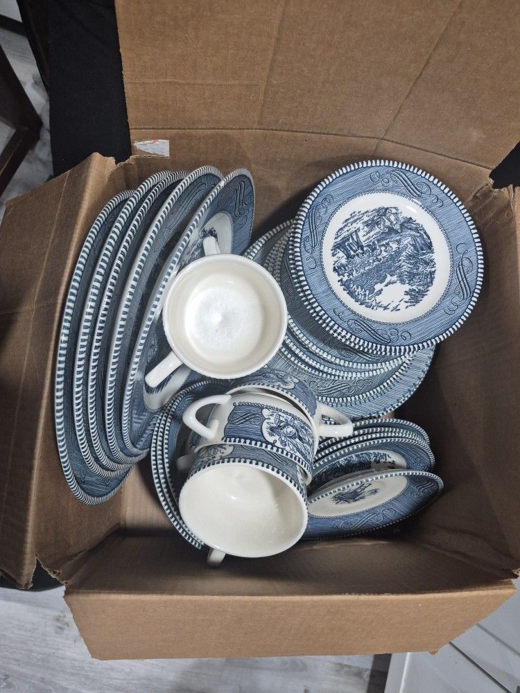 Currier and Ives Dishes