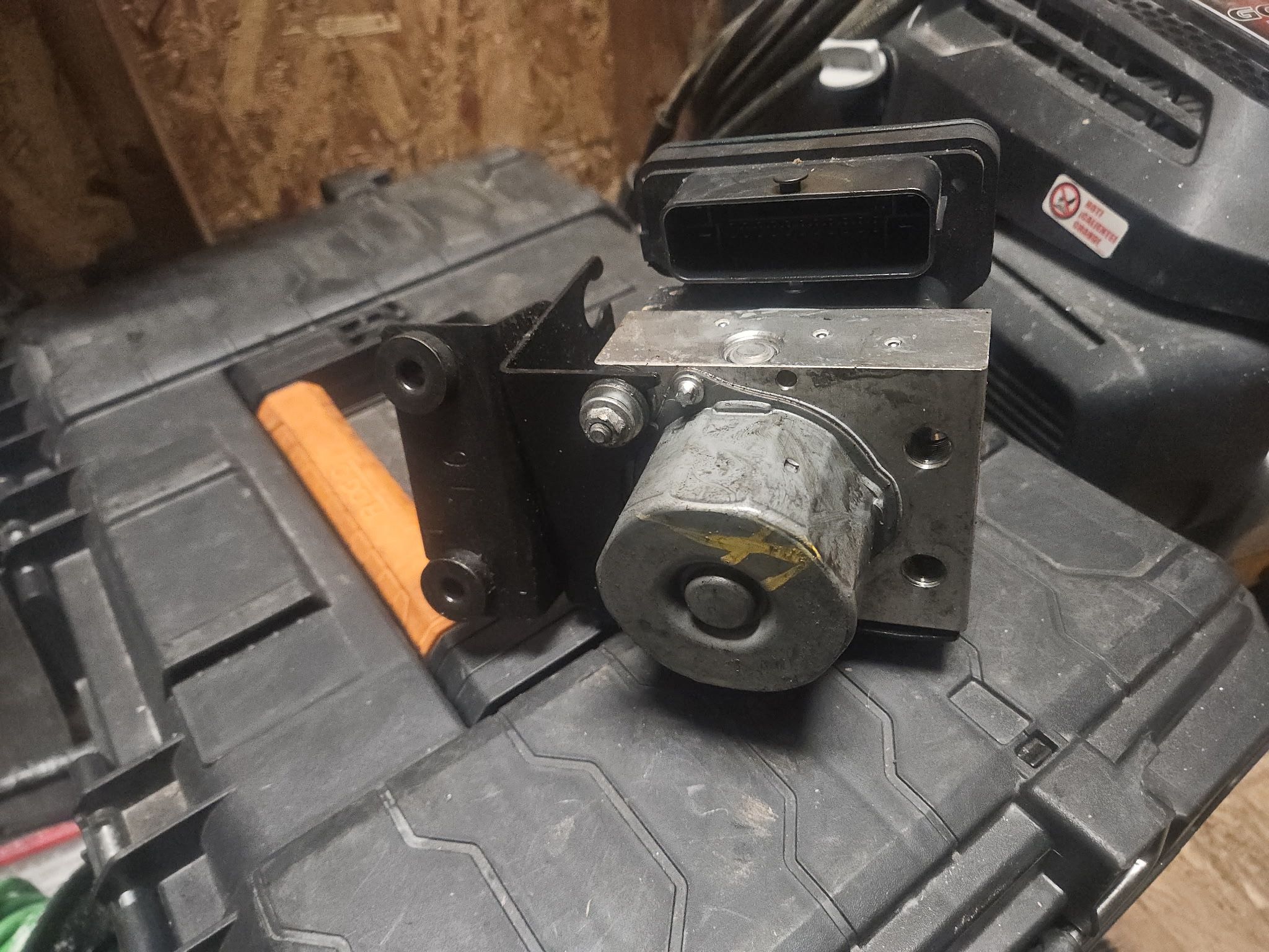 2019-2020 Nissan Altima ABS Pump Control Module