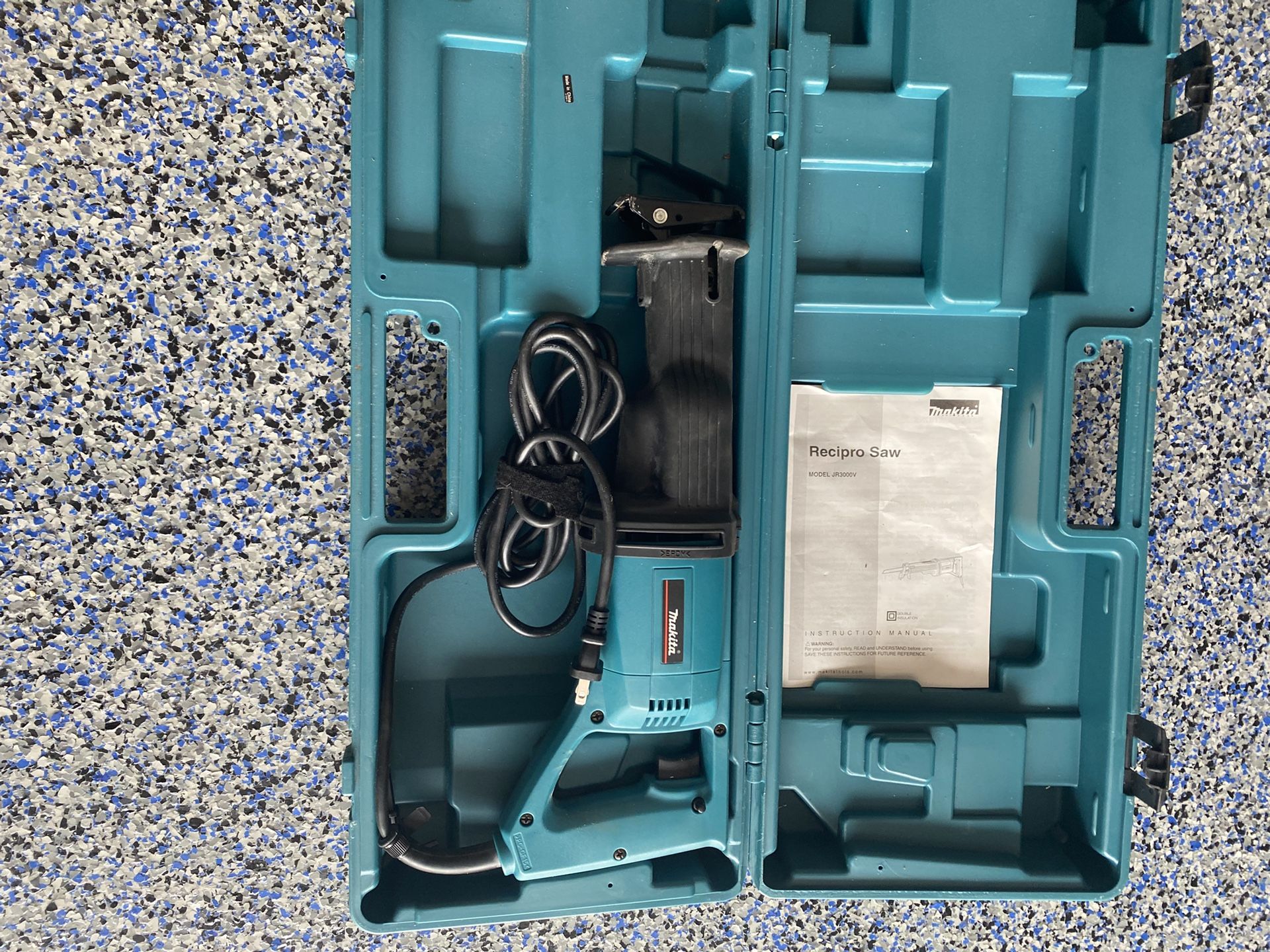 Makita sawzall 