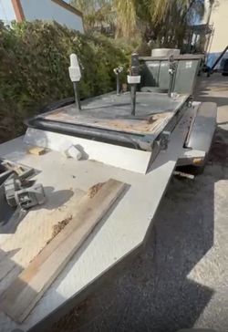 Trailer. For Trucks