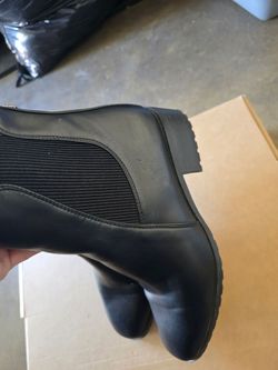 8.5 Anne Klein Boots