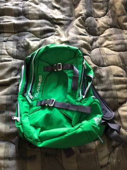 Dakine Snow Backpack