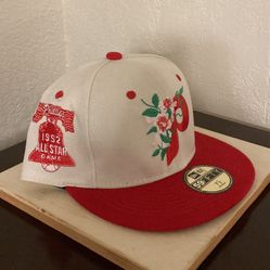 Philadelphia Phillies fitted hat with All Star Game patch  Size 7 1/2
