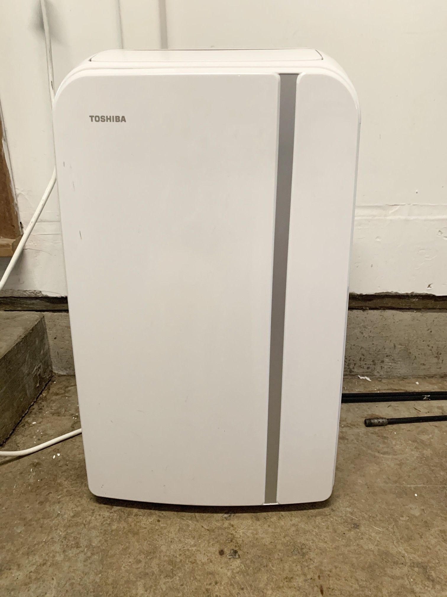 Toshiba Mobile Type Air Conditioner