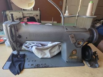 Singer 281 Industrial sewing machine