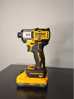 Impact drill whit battery Dewalt