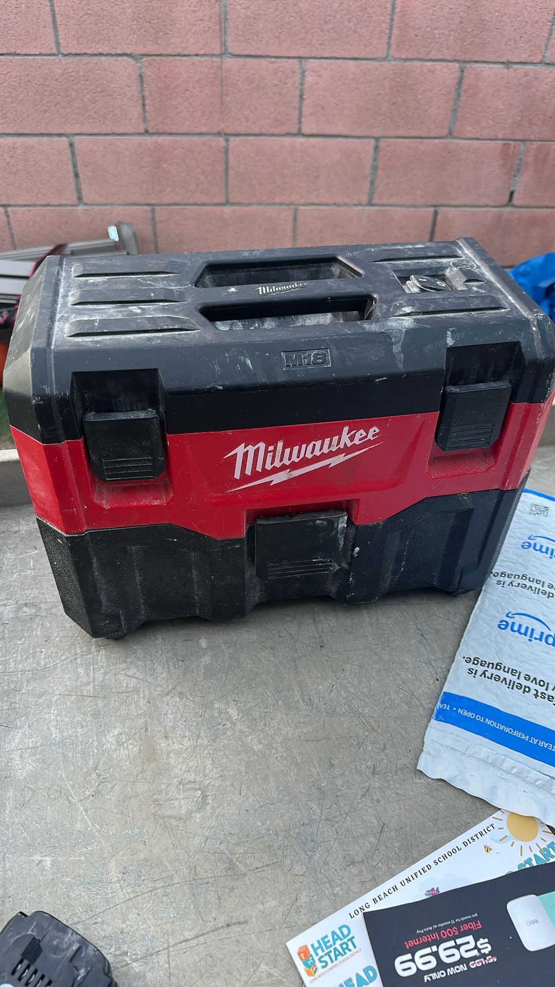 Milwuakee M18 Vacuum