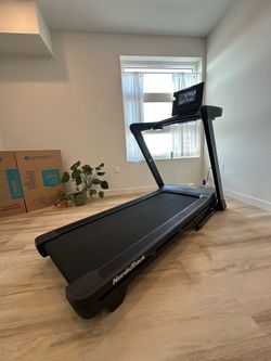 NordicTrack T-Series 10 Treadmill