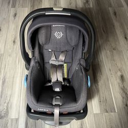 Uppababy Mesa