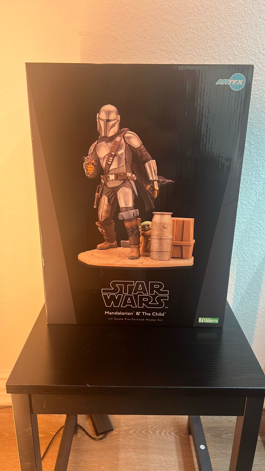 Star Wars Mandalorian & The Child ArtFX 1/7 Scale Pre-Painted Model Kit