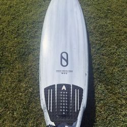 Slater Designs Great White 5’8”