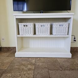 Pottery Barn Teen Beadboard Bookcase w/ Storage Baskets
