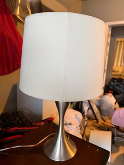 Modern Table Lamp with Drum Shade