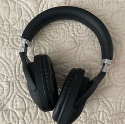 Santana Amore Headphones