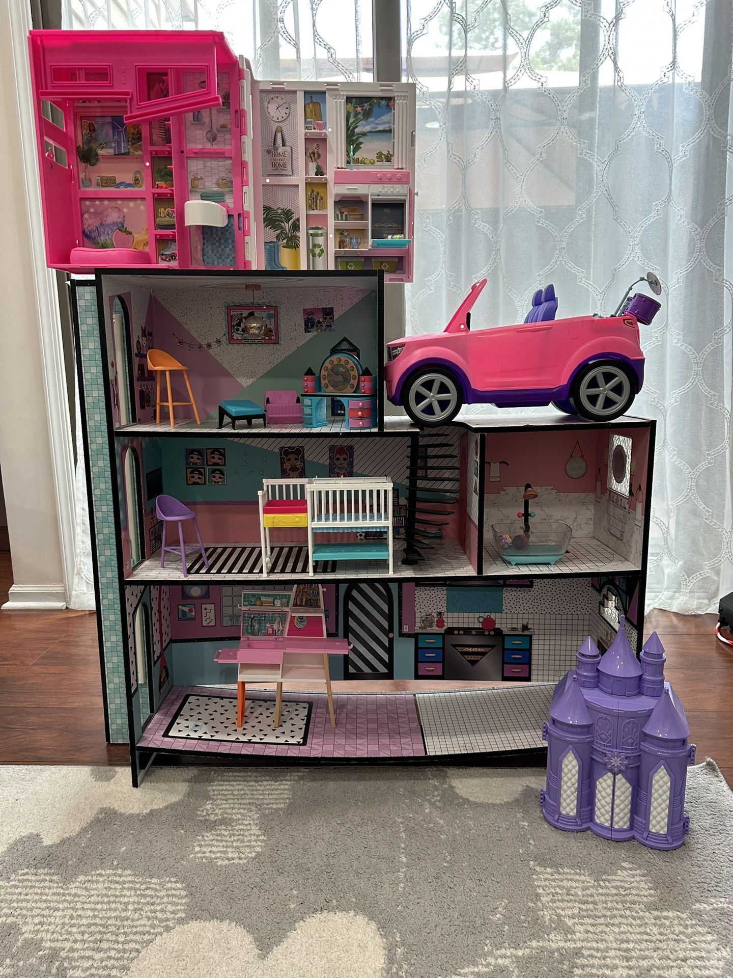 Doll House And Accessories