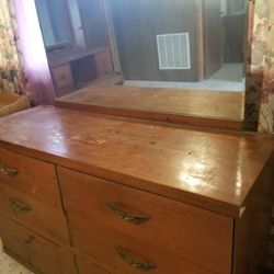 Mirror dresser Antique $100