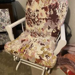 Rocking Chair 
